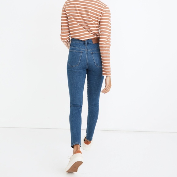 Madewell 10" High-Rise Roadtripper Jeans in Eversall Wash: Button-Front Size 26T - Picture 2 of 8